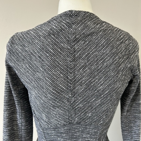 LULULEMON Kanto Catch Me Long Sleeve Shirt Wee Stripe Black Heathered Black Sz 2 - Picture 7 of 11